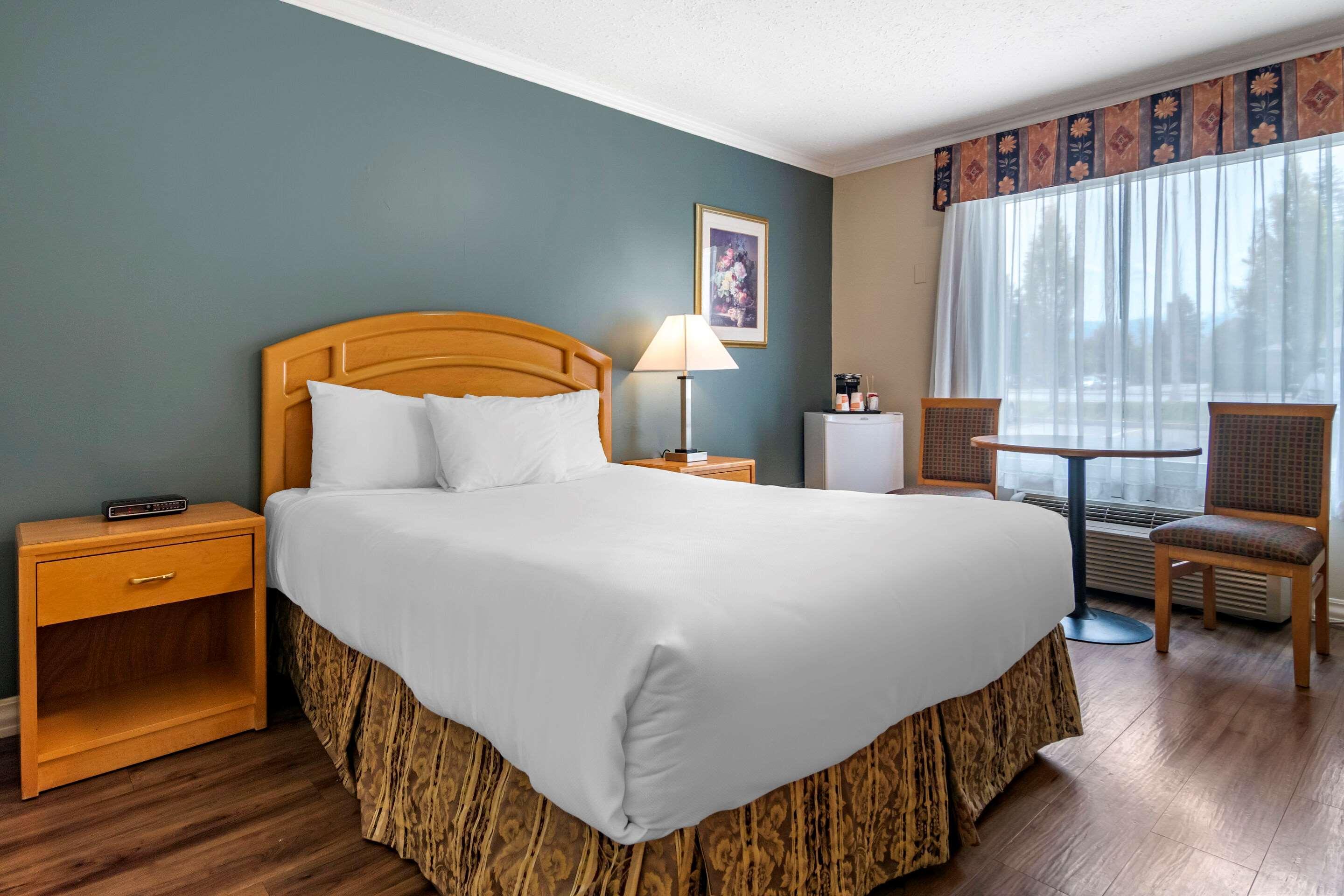 Econo Lodge Inn & Suites Κελόουνα  Εξωτερικό φωτογραφία