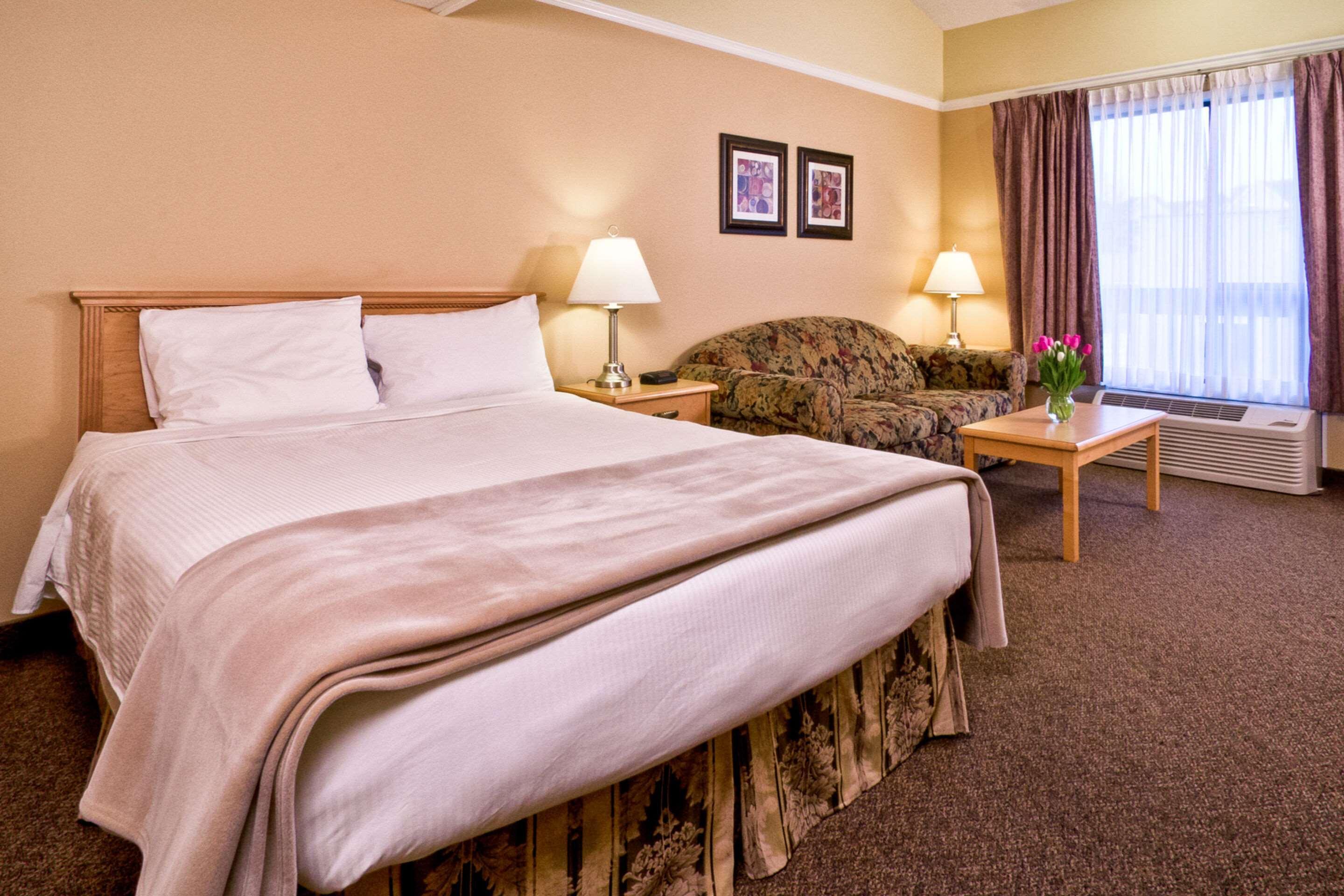 Econo Lodge Inn & Suites Κελόουνα  Εξωτερικό φωτογραφία