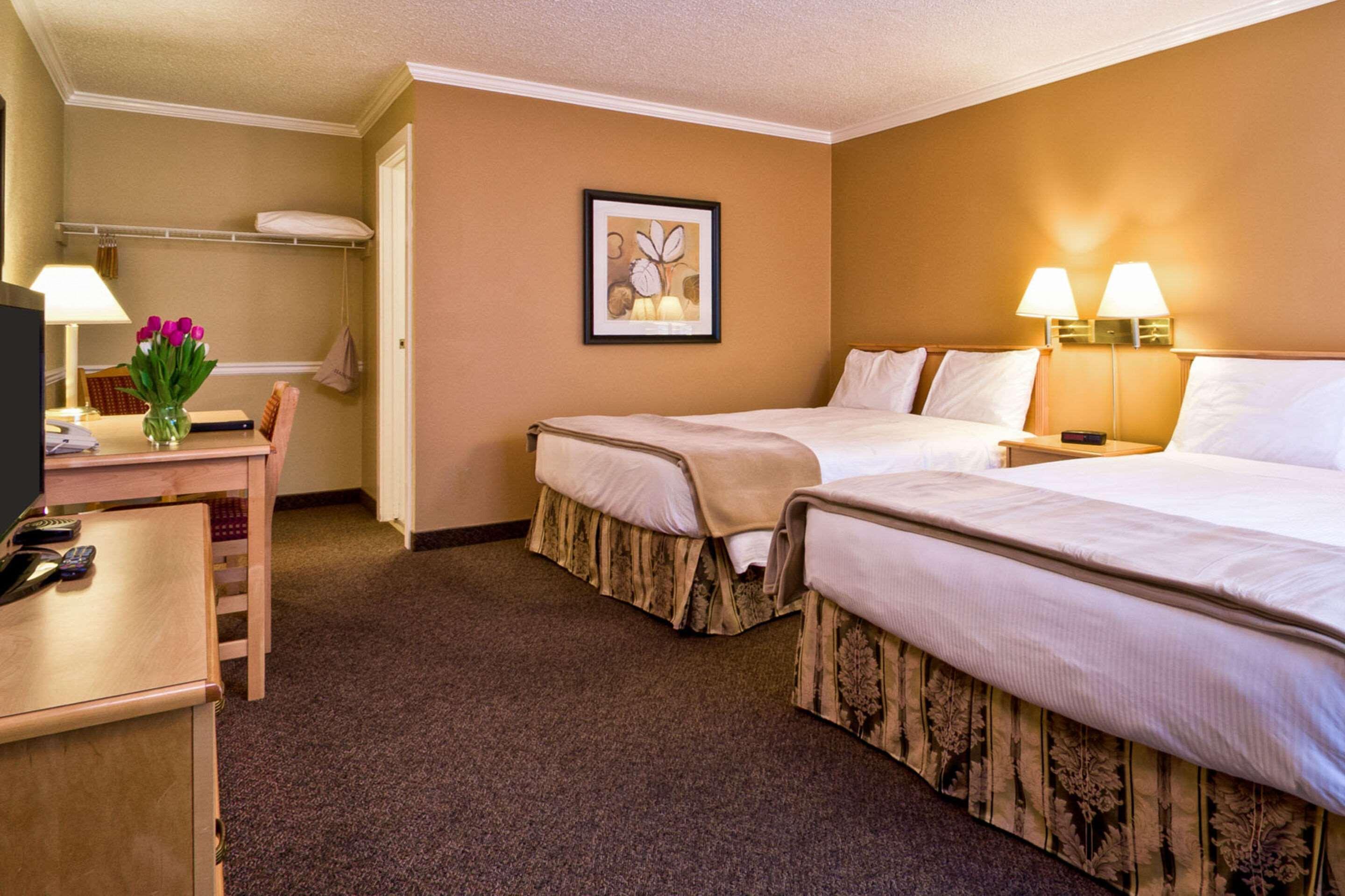 Econo Lodge Inn & Suites Κελόουνα  Εξωτερικό φωτογραφία